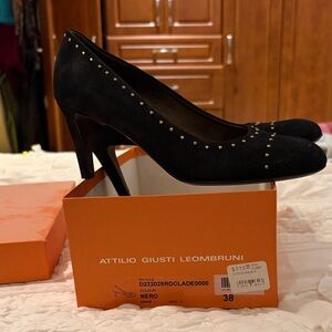 AGL Attilio Giusti Leombruni Nero Studded Heels